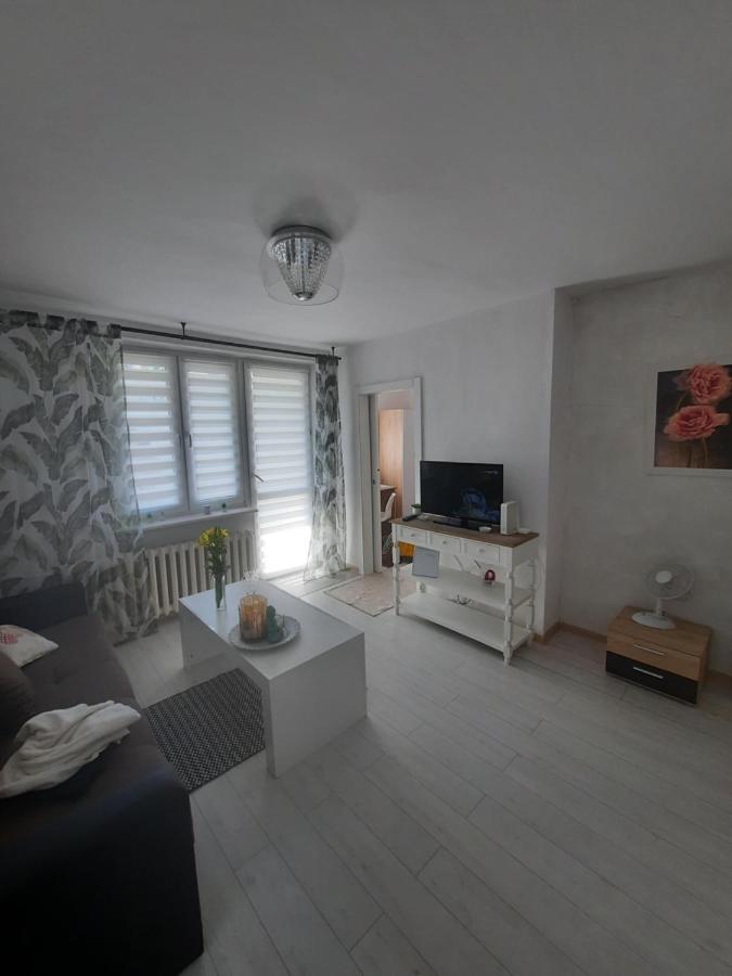 Ferienwohnung Apartament Zorzy Przy Instytucie Kardiologii Anin Warschau Exterior foto