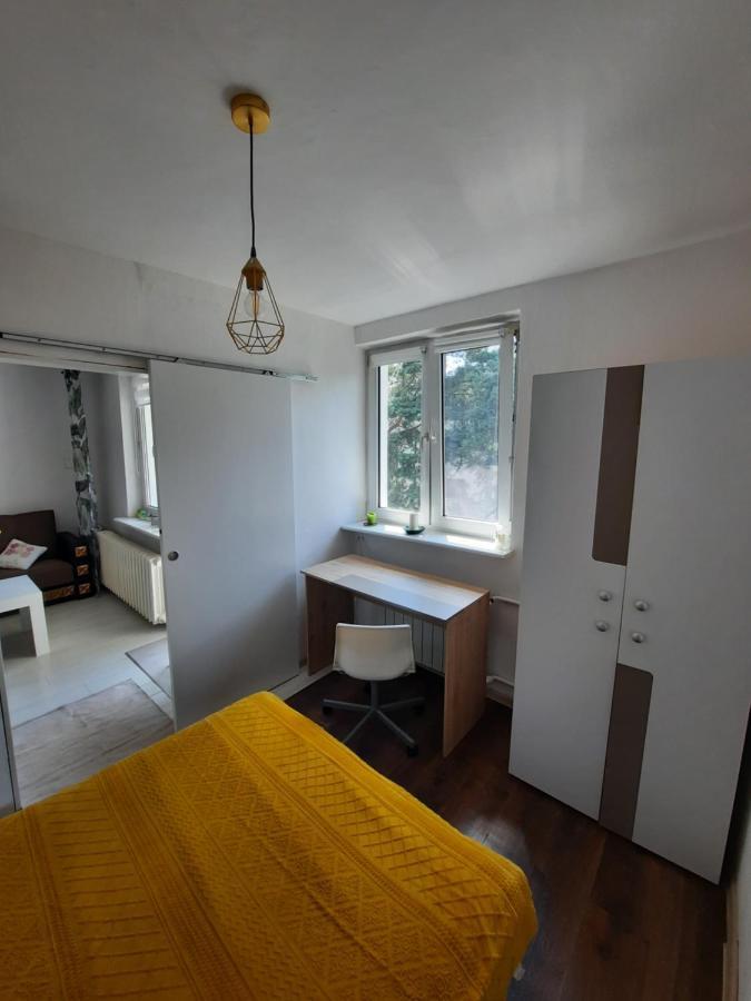 Ferienwohnung Apartament Zorzy Przy Instytucie Kardiologii Anin Warschau Exterior foto